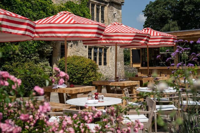 <p>The garden at the Double Red Duke, Cotswolds</p>